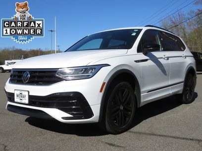 Used 2022 Volkswagen Tiguan SE R-Line