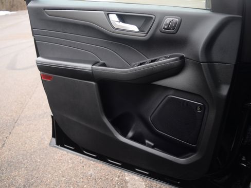 Used 2023 Ford Escape Active w/ Tech Pack #2 image 18