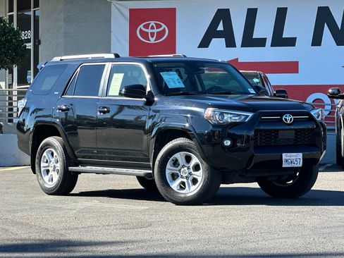 Used 2024 Toyota 4Runner SR5 image 8