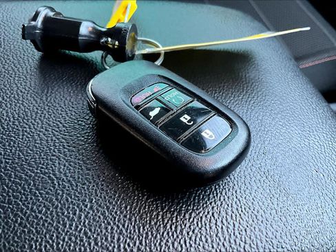 Used 2023 Honda CR-V Sport image 14