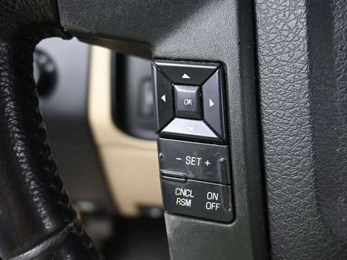 Used 2016 Ford Expedition XL AWD/4WD image 23