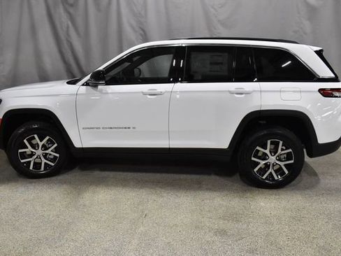 New 2025 Jeep Grand Cherokee Limited image 6