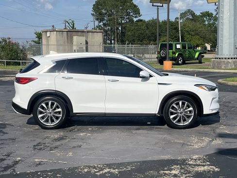 Used 2020 INFINITI QX50 Essential w/ Convenience Package FWD image 10