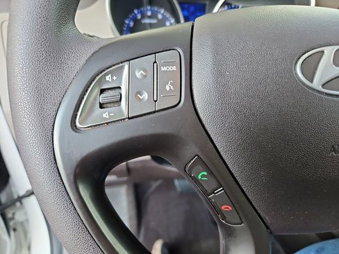 Used 2015 Hyundai Tucson GLS w/ Option Group 02 AWD/4WD image 11