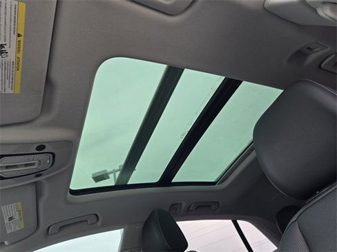 Used 2023 Audi Q8 Prestige image 7