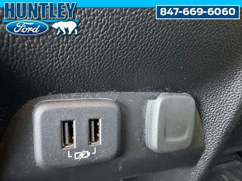 Used 2020 Chevrolet Colorado LT image 11