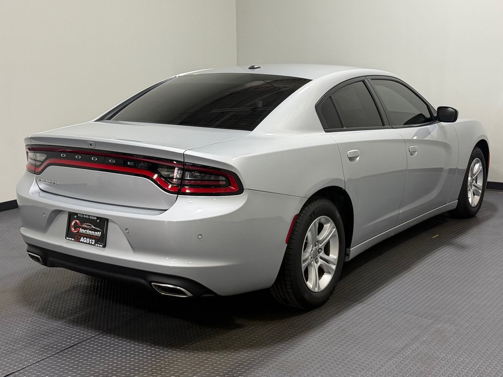 Used 2020 Dodge Charger SXT RWD image 5