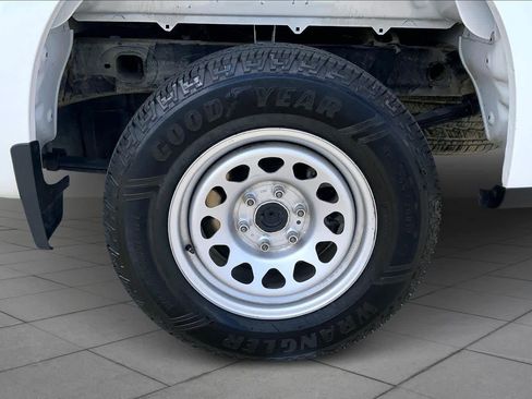 Used 2023 Chevrolet Silverado 1500 W/T w/ Trailering Package image 10