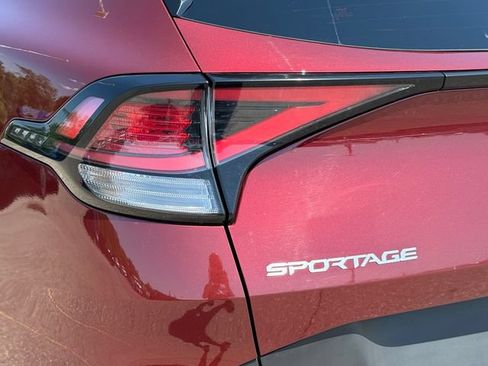 Used 2024 Kia Sportage X-Line AWD/4WD image 28