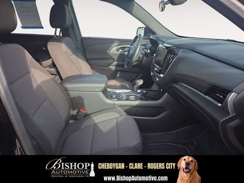 Used 2023 Chevrolet Traverse LT w/ LPO, Floor Liner Package AWD/4WD image 23