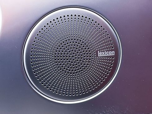 Used 2025 Genesis G70 3.3T Advanced w/ Sport Prestige Package image 4