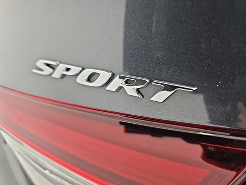 Certified 2025 Honda Civic Sport image 37
