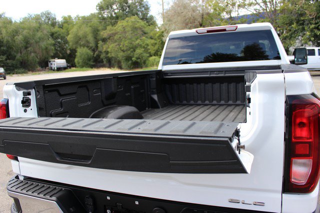 Used 2024 GMC Sierra 3500 SLE w/ SLE Convenience Package AWD/4WD image 15