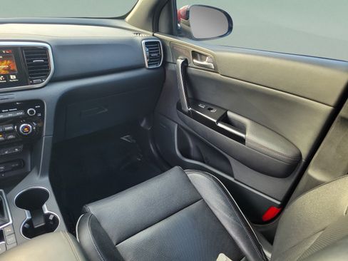 Certified 2021 Kia Sportage SX FWD image 11