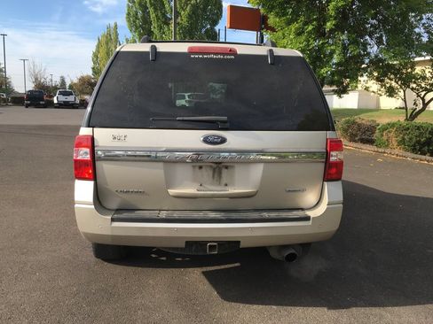 Used 2017 Ford Expedition Limited w/ Equipment Group 301A AWD/4WD image 5