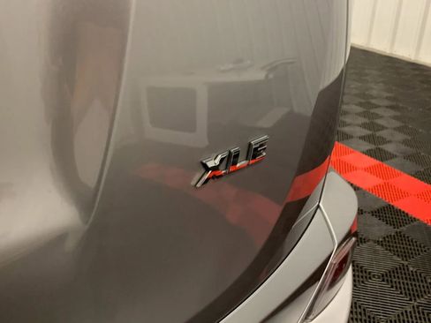 Used 2017 Toyota RAV4 XLE image 18