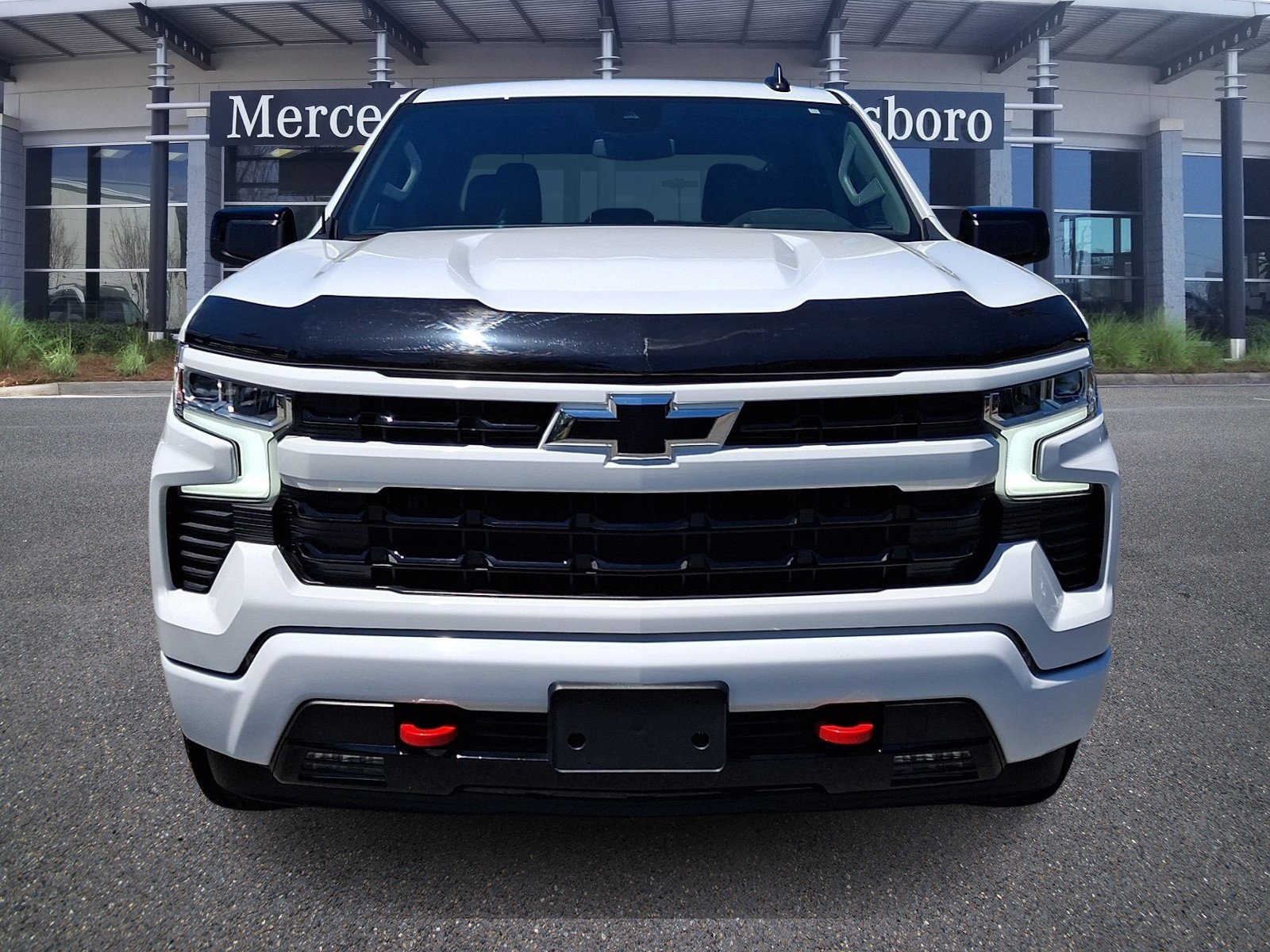 Used 2024 Chevrolet Silverado 1500 RST w/ Z71 Off-Road Package AWD/4WD image 2