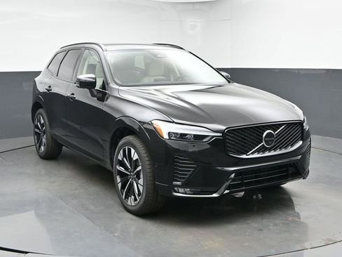 New 2026 Volvo XC60 B5 Ultra w/ Protection Package Premier AWD/4WD image 2