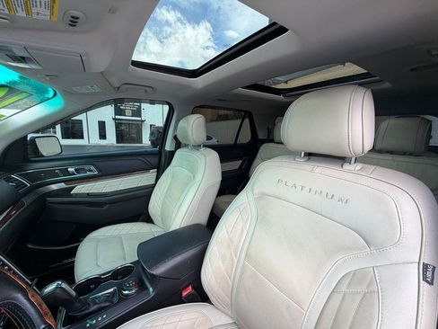Used 2016 Ford Explorer Platinum AWD/4WD image 43