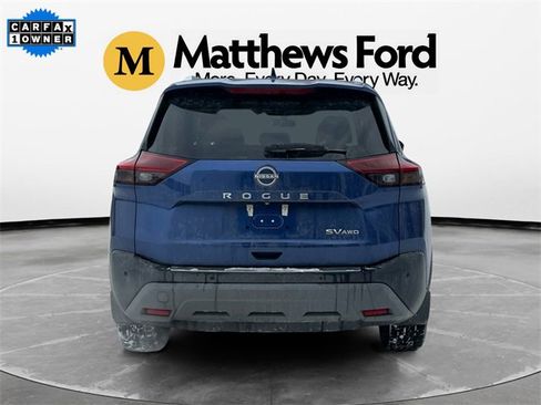 Used 2023 Nissan Rogue SV w/ SV Premium B Package image 4