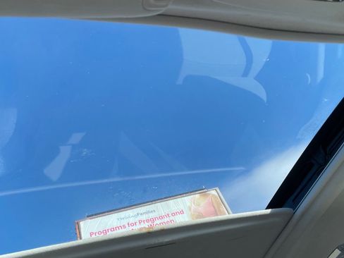 Used 2017 Subaru Forester 2.5i Premium w/ All-Weather Package image 16