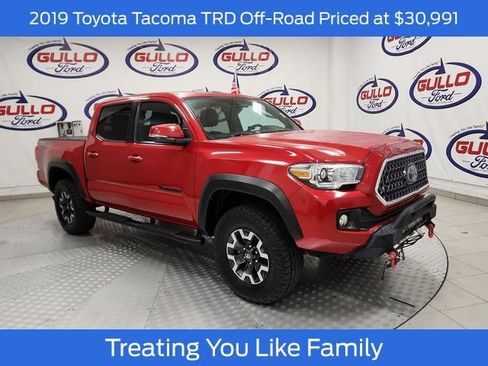 Used 2019 Toyota Tacoma TRD Off-Road image 1