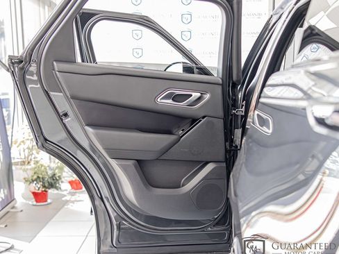 Used 2026 Land Rover Range Rover Velar Dynamic SE AWD/4WD image 33