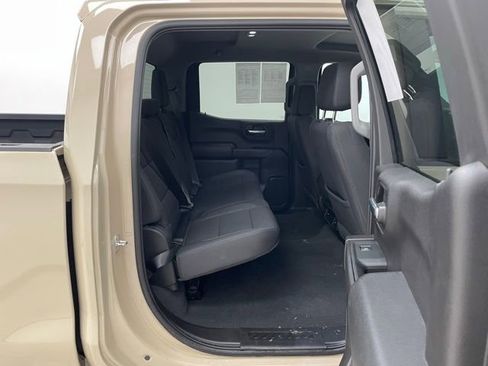 Certified 2022 Chevrolet Silverado 1500 Custom Trail Boss w/ LPO, Dark Essentials Package image 16