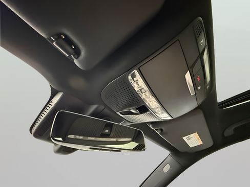 Used 2022 Mercedes-Benz E 350 Sedan image 27
