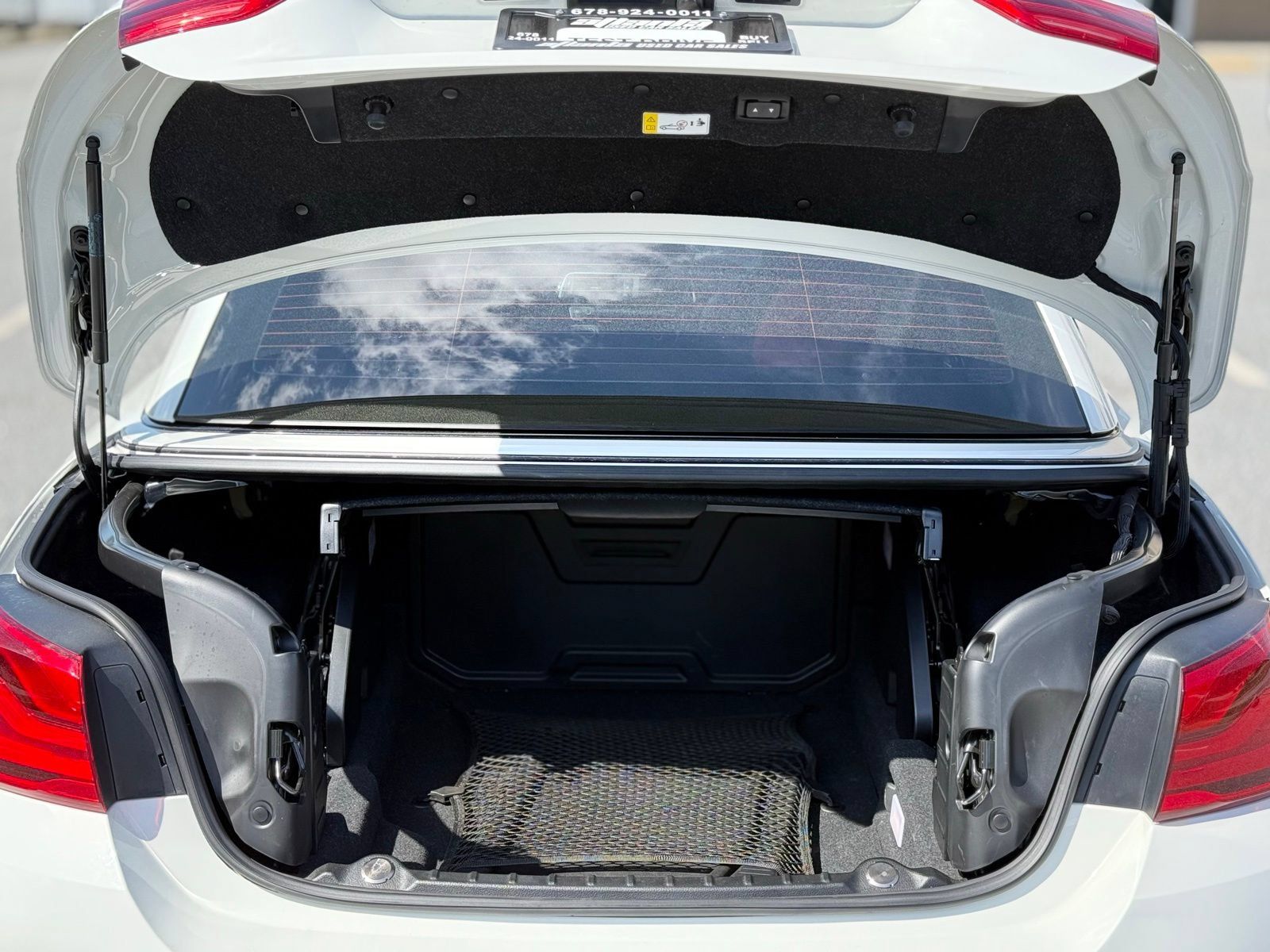 Used 2019 BMW M4 Convertible RWD image 45