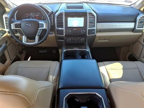 Used 2017 Ford F250 Lariat w/ Lariat Ultimate Package image 8