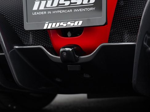 Used 2024 Ferrari SF90 Spider image 34