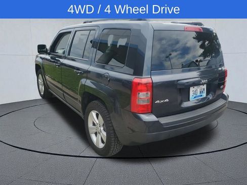 Used 2014 Jeep Patriot Latitude w/ Sun/Sound Group AWD/4WD image 3