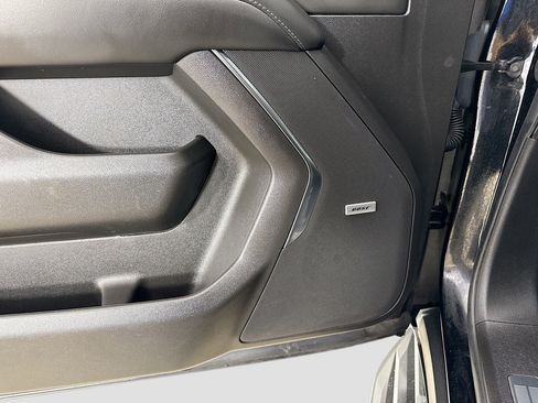 Used 2022 Chevrolet Suburban LT image 19