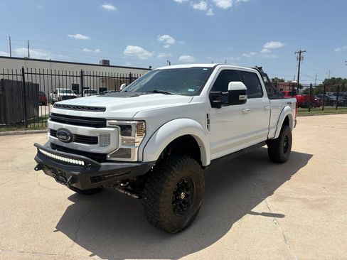 Used 2022 Ford F250 Lariat w/ Lariat Ultimate Package AWD/4WD image 1