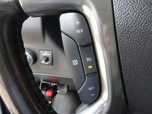 Used 2016 GMC Savana 3500 LT w/ LT Preferred Equipment Group image 17