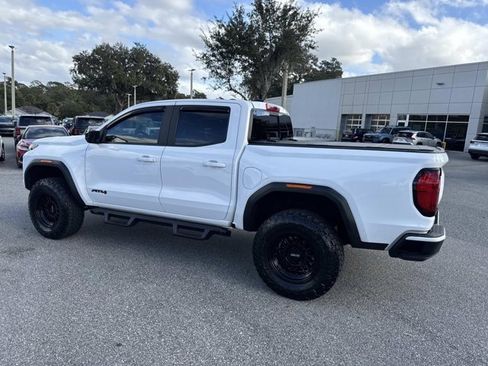 Used 2024 GMC Canyon AT4 image 33