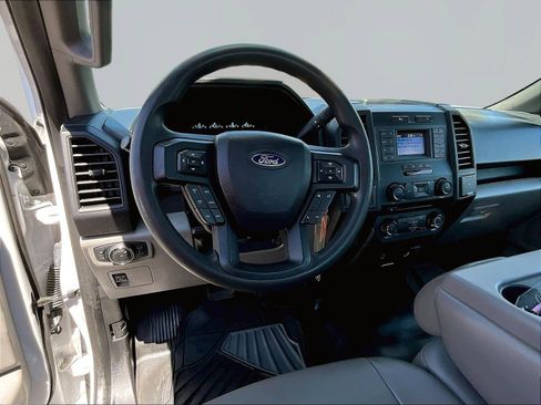 Used 2018 Ford F150 XL w/ Equipment Group 101A Mid RWD image 8