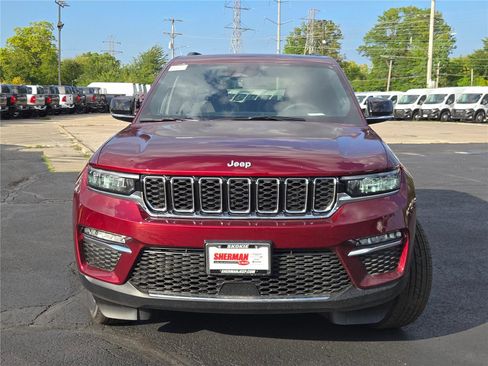 New 2025 Jeep Grand Cherokee Limited image 4