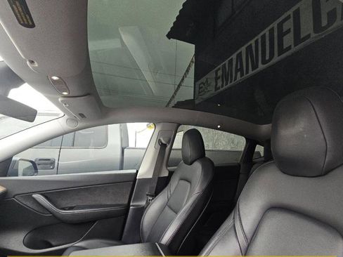 Used 2020 Tesla Model Y Long Range image 4