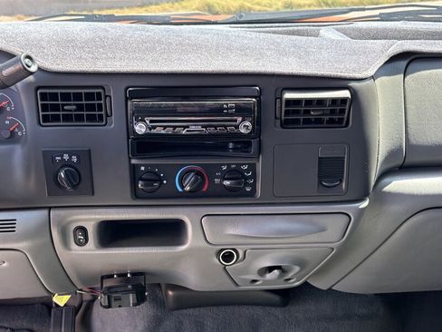 Used 2003 Ford F250 4x4 Crew Cab Super Duty image 33