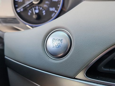 Used 2022 Hyundai Palisade SEL w/ 8P Bench Seat Package image 32