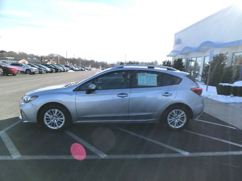 Used 2018 Subaru Impreza 2.0i Premium w/ Eyesight & BSD & Rcta image 7