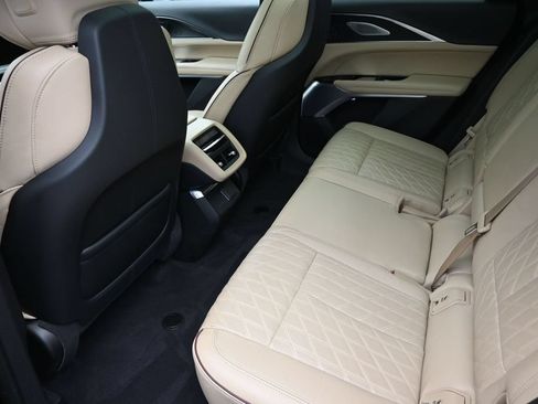 Used 2026 Cadillac Lyriq Signature Luxury w/ Nappa Leather Package AWD/4WD image 26