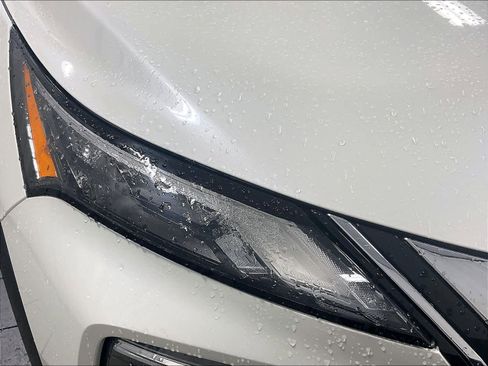 Certified 2023 Nissan Rogue SV w/ SV Premium Package image 32