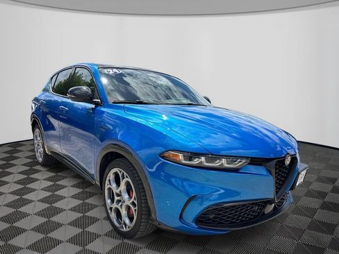 Used 2024 Alfa Romeo Tonale Veloce AWD/4WD image 7