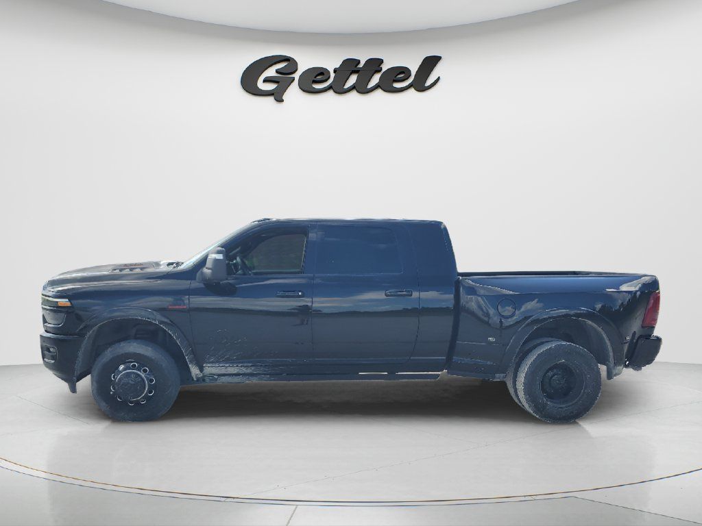 Used 2025 RAM 3500 Limited AWD/4WD image 8