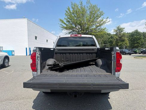 Used 2021 Toyota Tundra Limited w/ Limited Premium Package AWD/4WD image 34