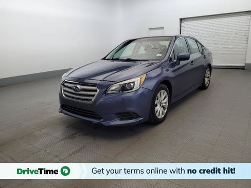 Used 2017 Subaru Legacy 2.5i Premium AWD/4WD image 1