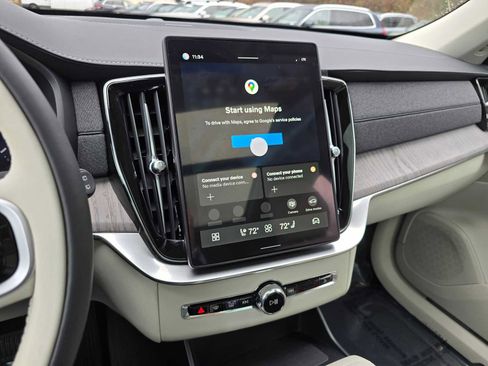 New 2026 Volvo XC90 B6 Ultra w/ Protection Package image 26